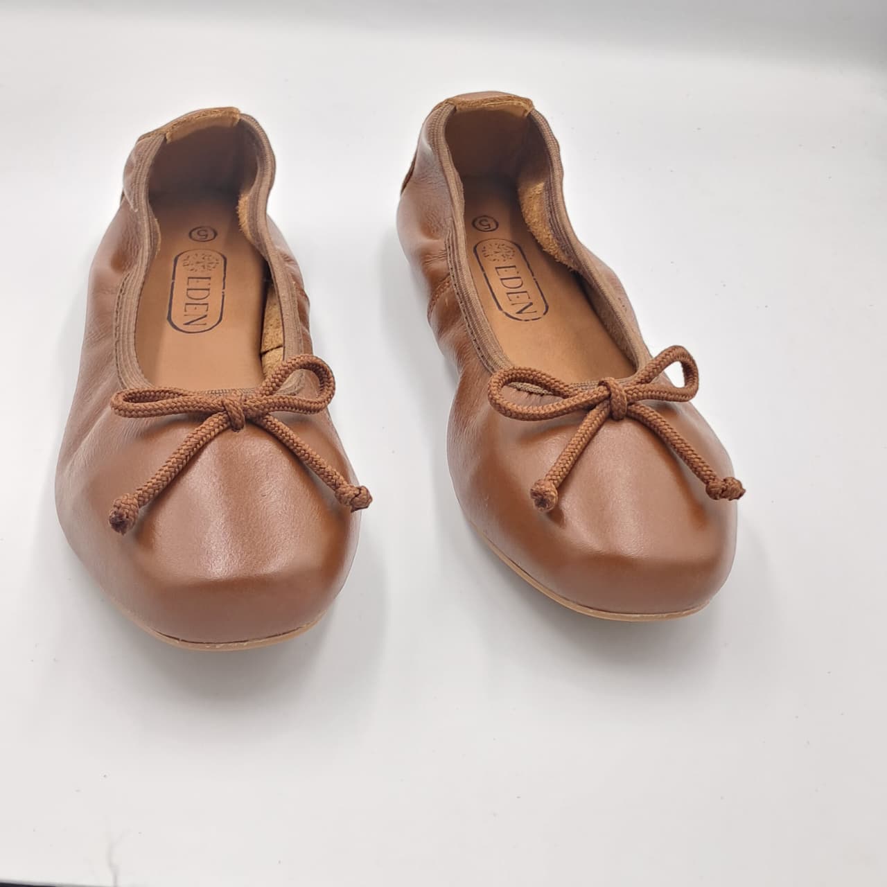 Elasticated Bow Pump - Leather