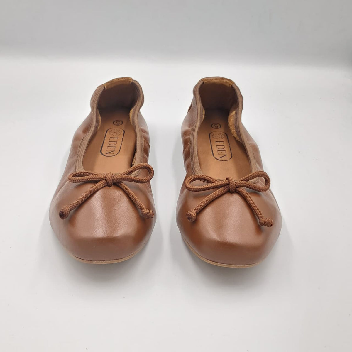 Elasticated Bow Pump - Leather