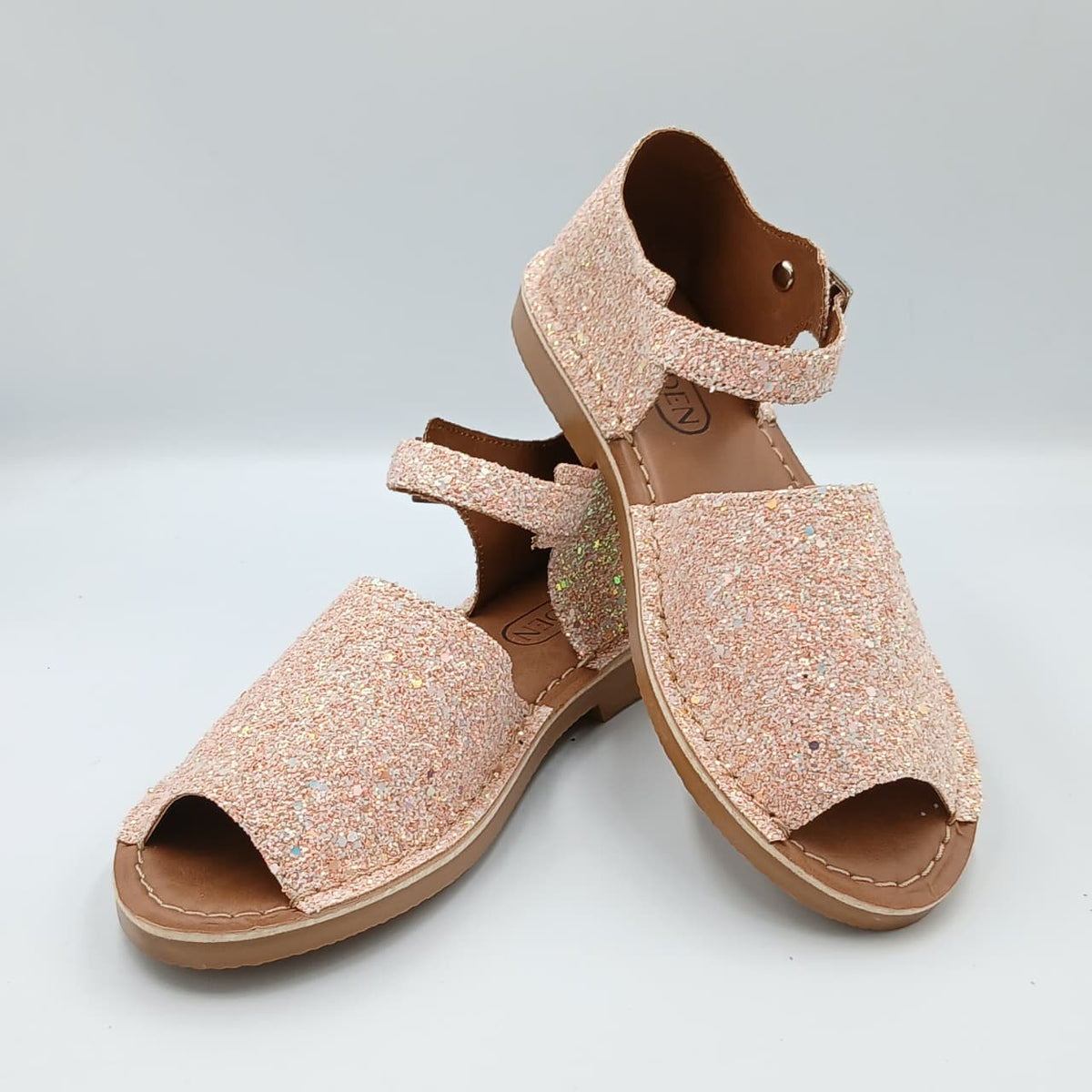 Numera Peep Toe