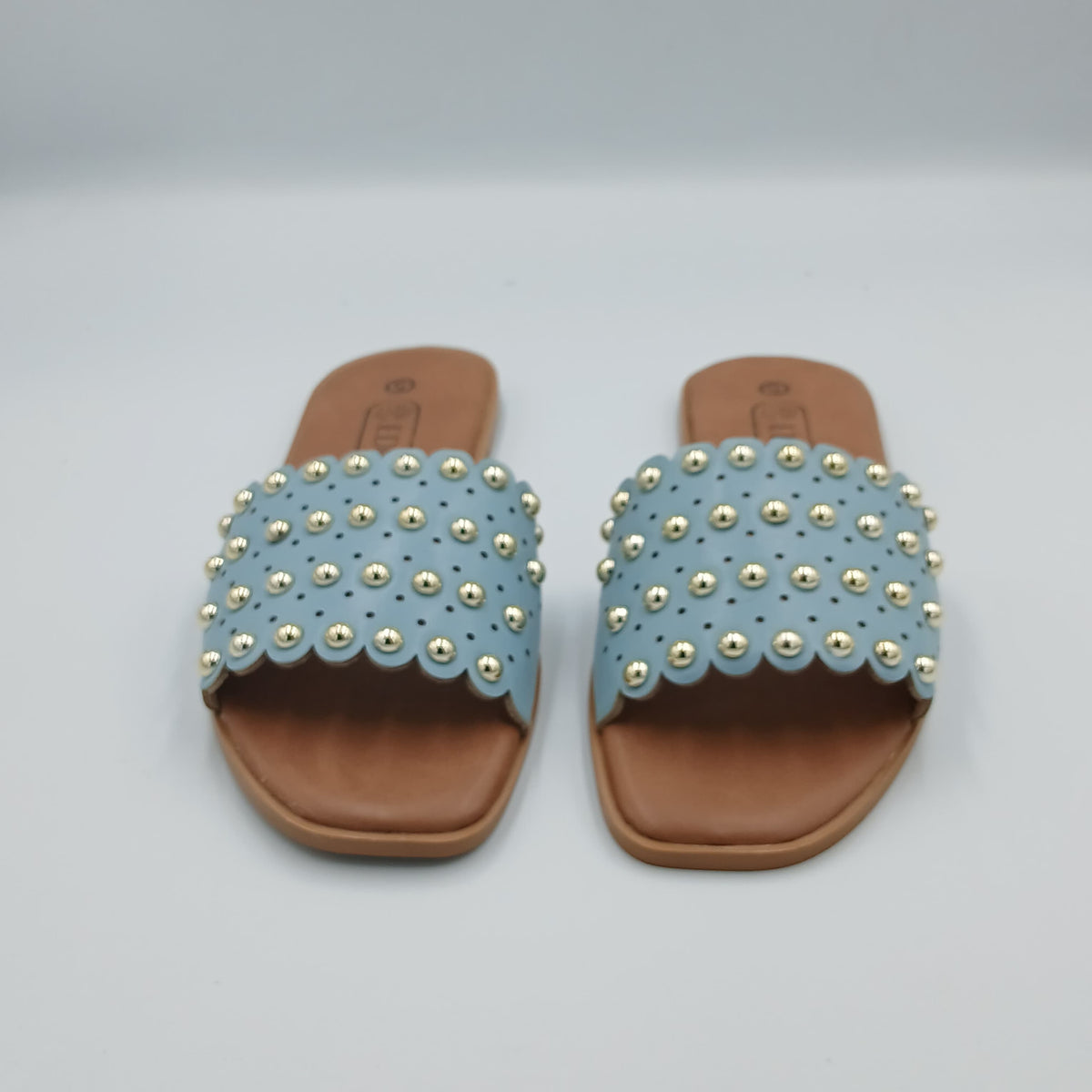 Aurelia Stud Slide
