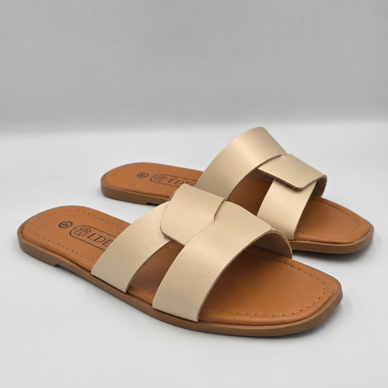Crossover Sandal -Leather